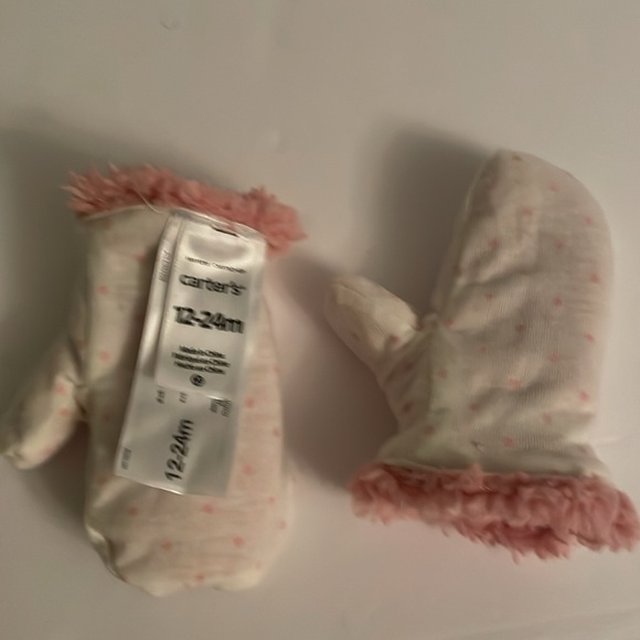 Carter’s Set of Fuzzy Sherpa Hat and Mittens, 12-24 M, pink. 3D ears on hat - Picture 17 of 17